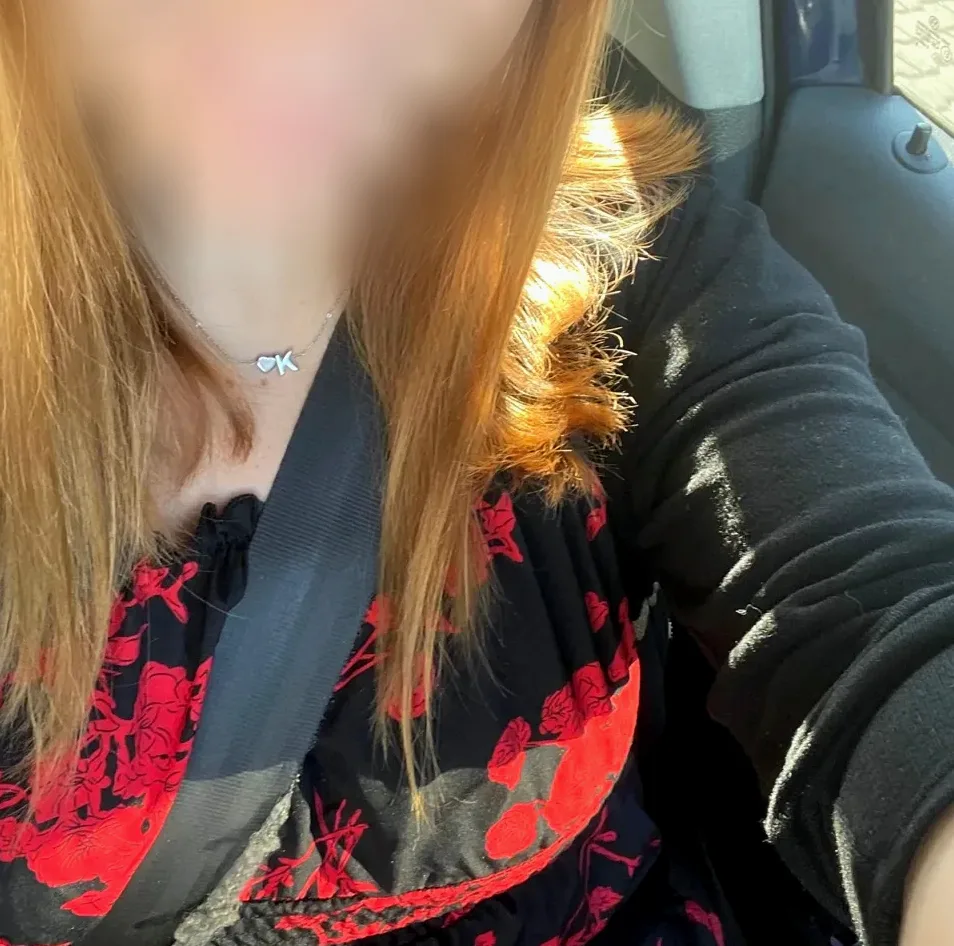 Emma, 31