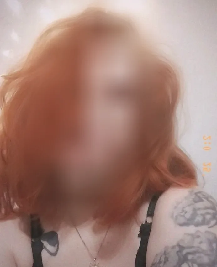 Nadia, 27